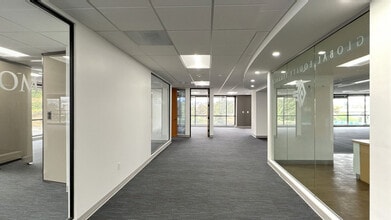 404 Camino del Rio S, San Diego, CA for lease Interior Photo- Image 2 of 5