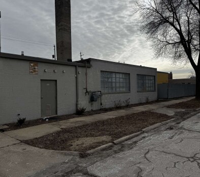 3888 N 1st St, Milwaukee, WI à vendre - Photo du bâtiment - Image 3 de 7