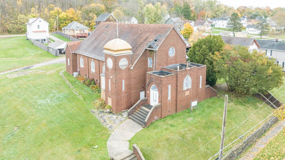 115 Frank St, Struthers, OH à vendre - Aérien - Image 2 de 11