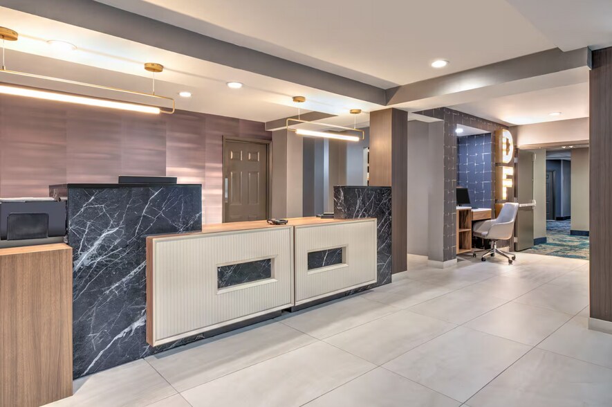 4850 W John Carpenter Fwy, Irving, TX à vendre - Photo intérieure - Image 2 de 21