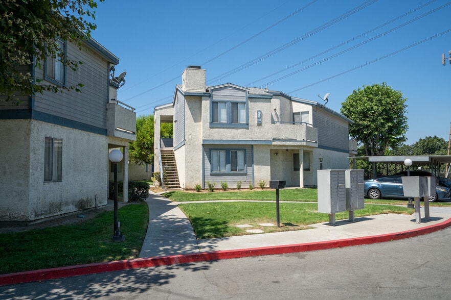 7739 Bradwell Ave, Whittier, CA for sale - Building Photo - Image 3 of 26