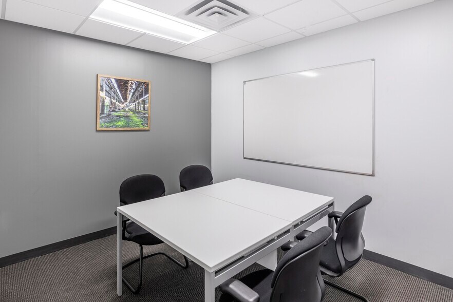 360 Central Ave, Saint Petersburg, FL à louer - Photo intérieure - Image 3 de 14