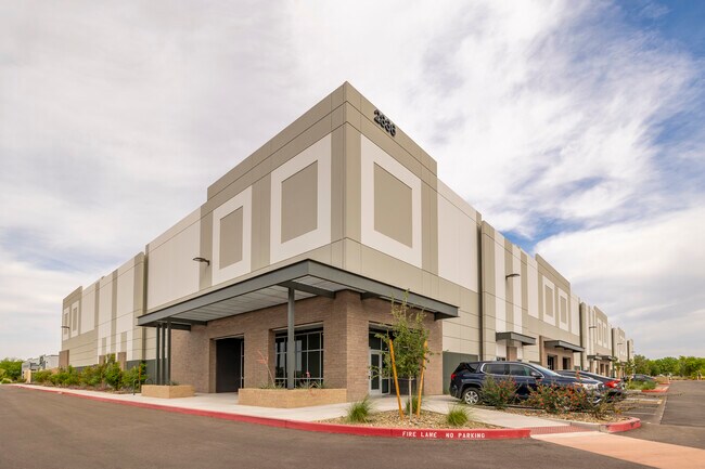More details for 2836 N Greenfield Rd, Mesa, AZ - Industrial for Lease