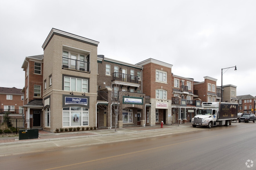 62 Commuter Dr, Brampton, ON à vendre - Photo du bâtiment - Image 2 de 2