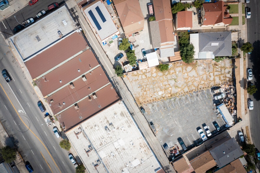 3409 E Olympic Blvd, Los Angeles, CA for lease - Building Photo - Image 3 of 6