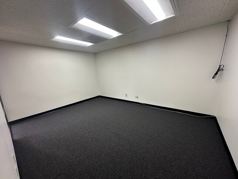 3343-3349 Chicago Ave, Riverside, CA à louer - Photo du bâtiment - Image 3 de 13