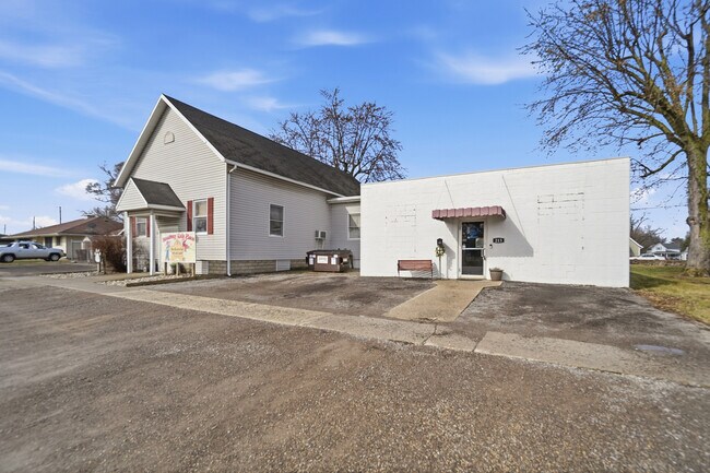More details for 213 N Broadway St, Spencerville, OH - Retail for Sale
