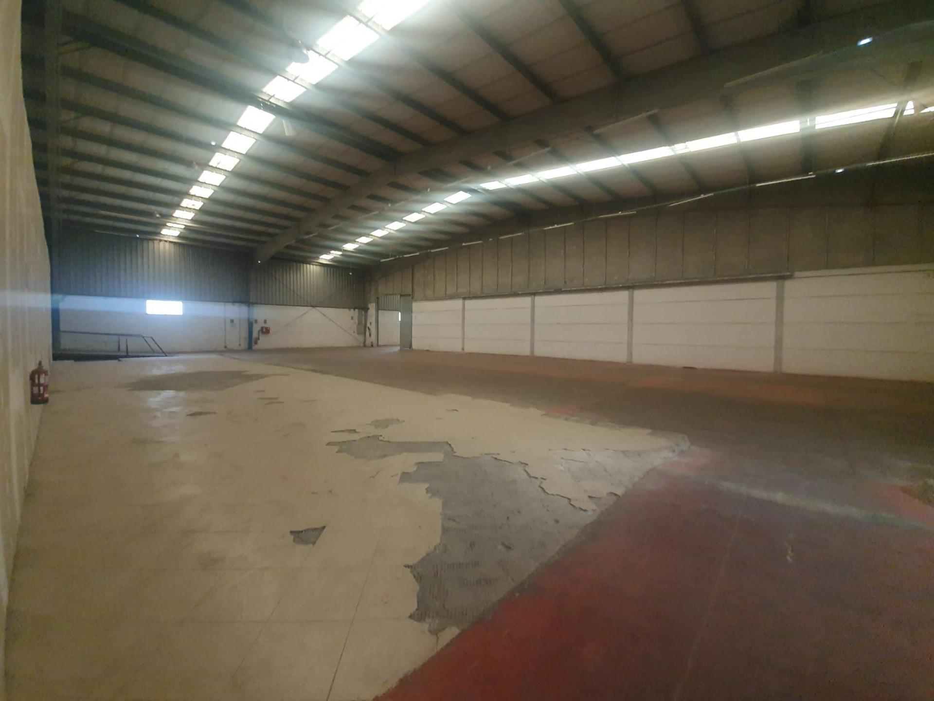 Industrial in Alcalá de Guadaíra, Sevilla for lease Building Photo- Image 1 of 10