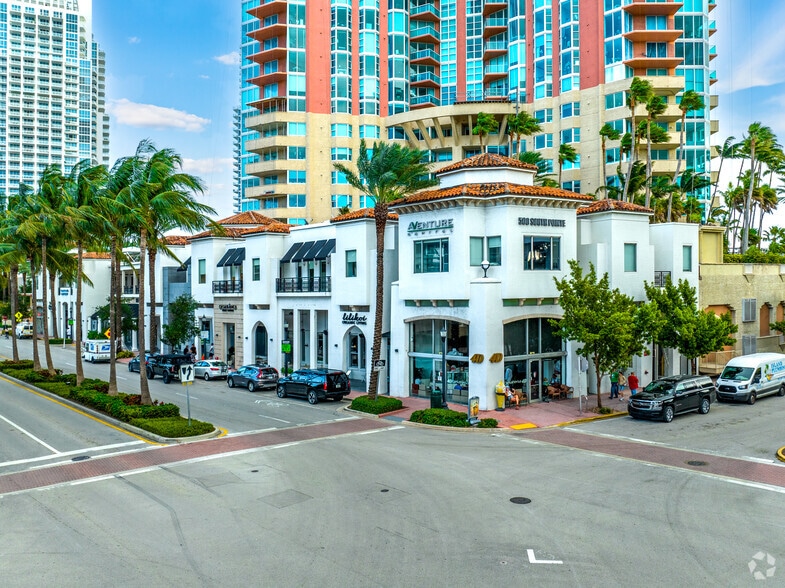 500 S Pointe Dr, Miami Beach, FL for lease - Primary Photo - Image 1 of 1