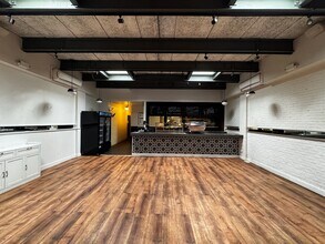 359 Grand St, New York, NY for lease Interior Photo- Image 2 of 5