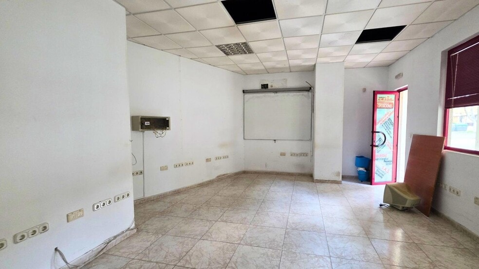 Retail in Almería, Almería for lease - Interior Photo - Image 2 of 4