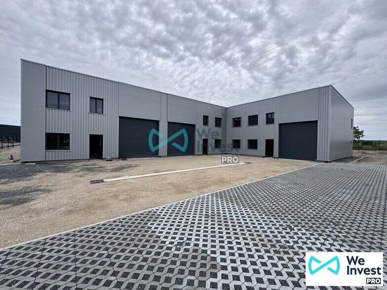 Flex in Bétheny for sale - Building Photo - Image 2 of 5