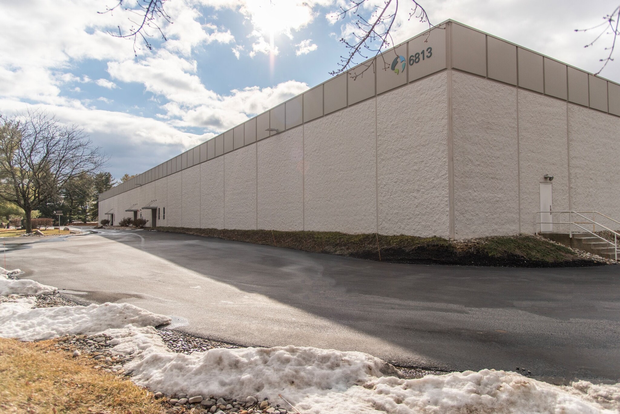 6813 Ruppsville Rd, Allentown, PA à louer Photo intérieure- Image 1 de 13