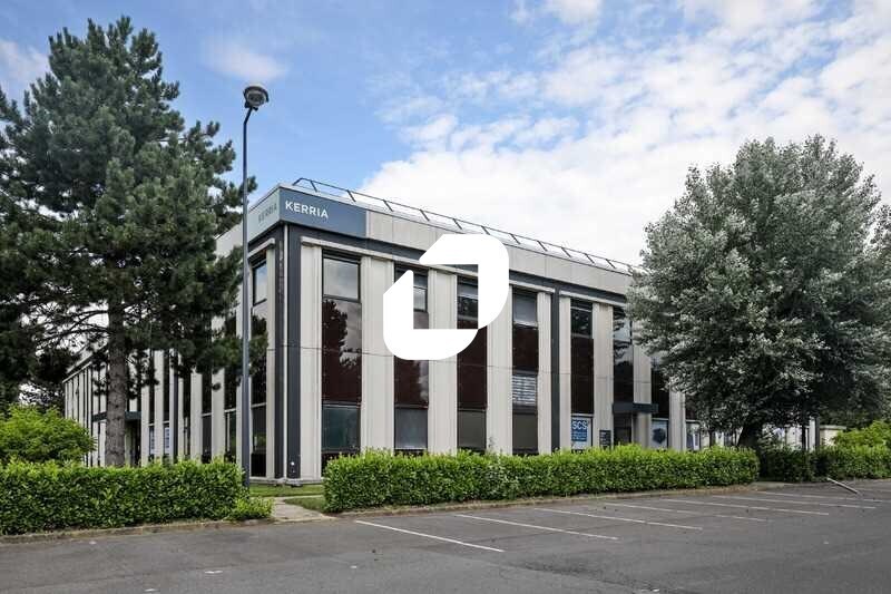 Office in Villebon-sur-Yvette for lease Building Photo- Image 1 of 16