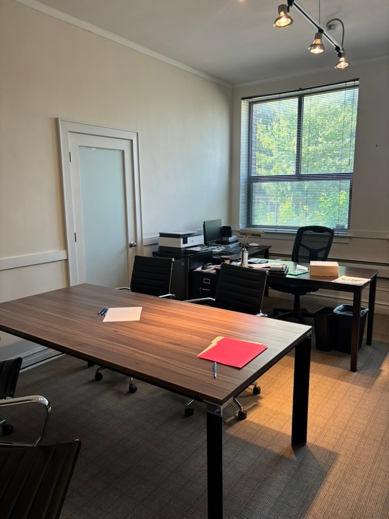 1467 N Elston Ave, Chicago, IL for lease Interior Photo- Image 1 of 3