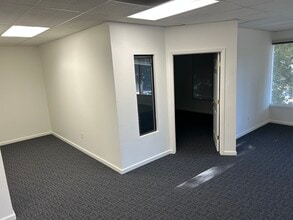 5354-5358 Clayton Rd, Concord, CA à louer Photo intérieure- Image 1 de 5