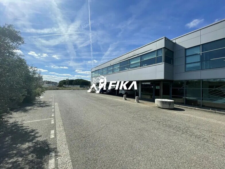 Flex dans Portet-sur-Garonne à louer - Photo du bâtiment - Image 1 de 19