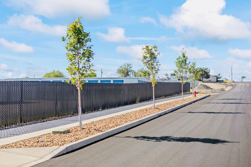 1451 Olive st, Madras, OR à vendre - Photo du bâtiment - Image 2 de 18