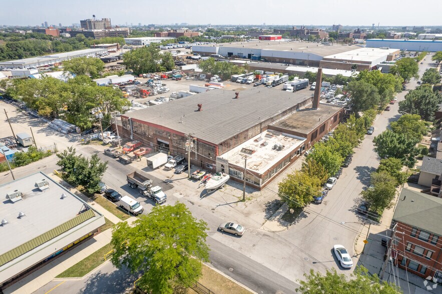 3301 S Justine St, Chicago, IL for lease - Aerial - Image 2 of 4