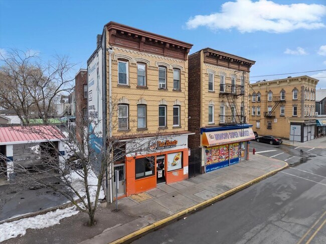 Plus de détails pour 962 Main Ave, Passaic, NJ - Multi-résidentiel à vendre