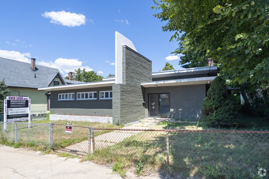 450 Hanover St, Manchester, NH à vendre - Photo principale - Image 1 de 2