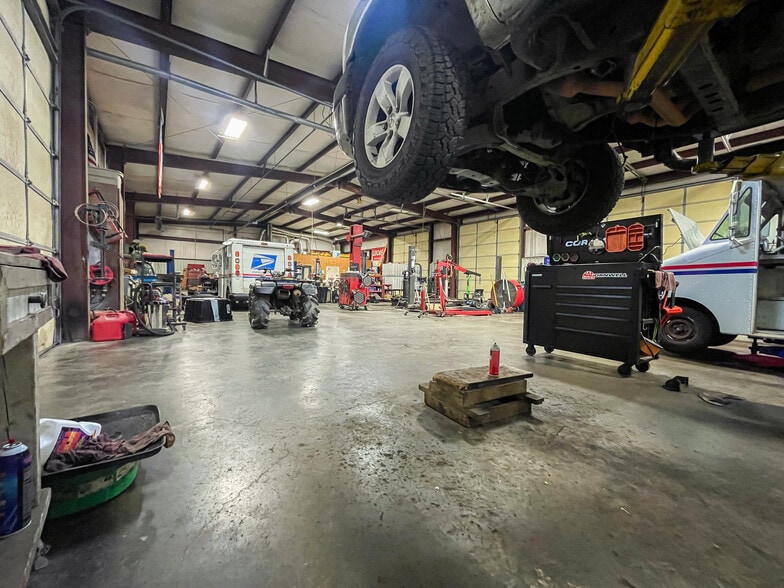 912 SW 15th St, Wagoner, OK for sale - Building Photo - Image 2 of 17