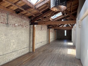 2523-2525 W Washington Blvd, Los Angeles, CA for lease Interior Photo- Image 2 of 3