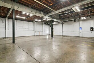 901 N MacArthur Blvd, Springfield, IL for lease Interior Photo- Image 1 of 10