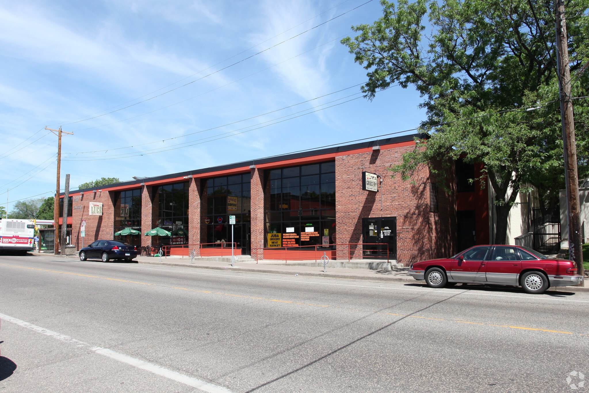 2200 E Franklin Ave, Minneapolis, MN for lease Primary Photo- Image 1 of 51