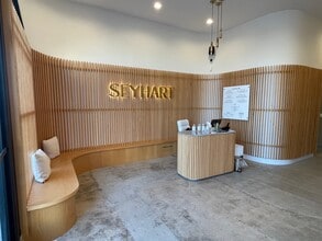 2627-2631 Wilshire Blvd, Santa Monica, CA for lease Interior Photo- Image 2 of 2