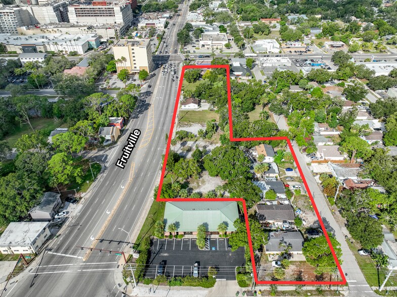2015-2023 Fruitville Rd, Sarasota, FL à vendre - Photo du bâtiment - Image 3 de 14