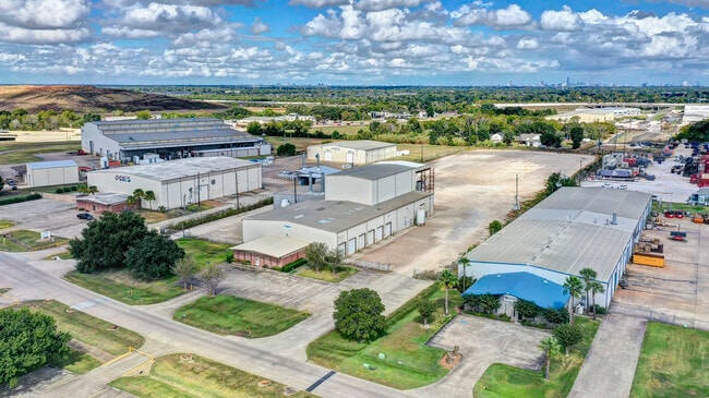 Plus de détails pour 55 Southbelt Industrial Dr, Houston, TX - Industriel à louer