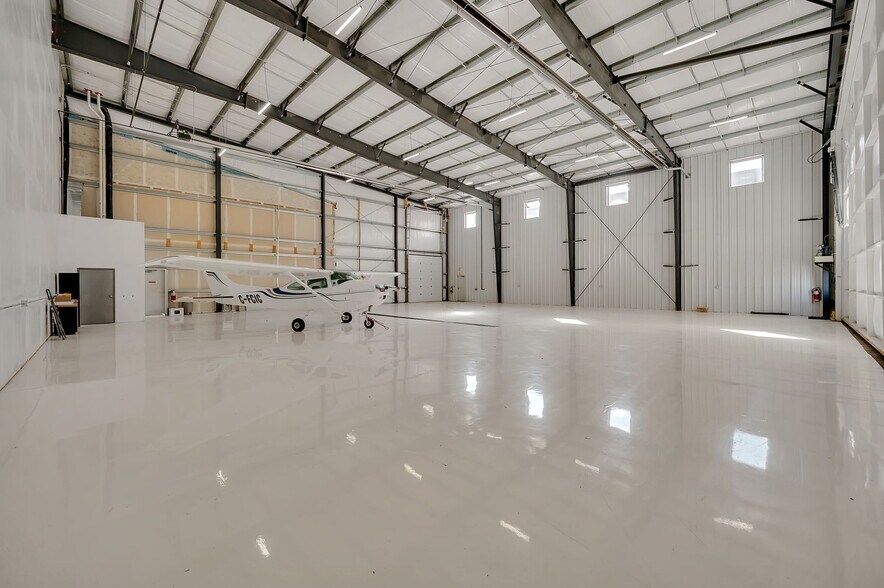 27018 SH 633 Suite 30C, Sturgeon County, AB for sale - Primary Photo - Image 1 of 1