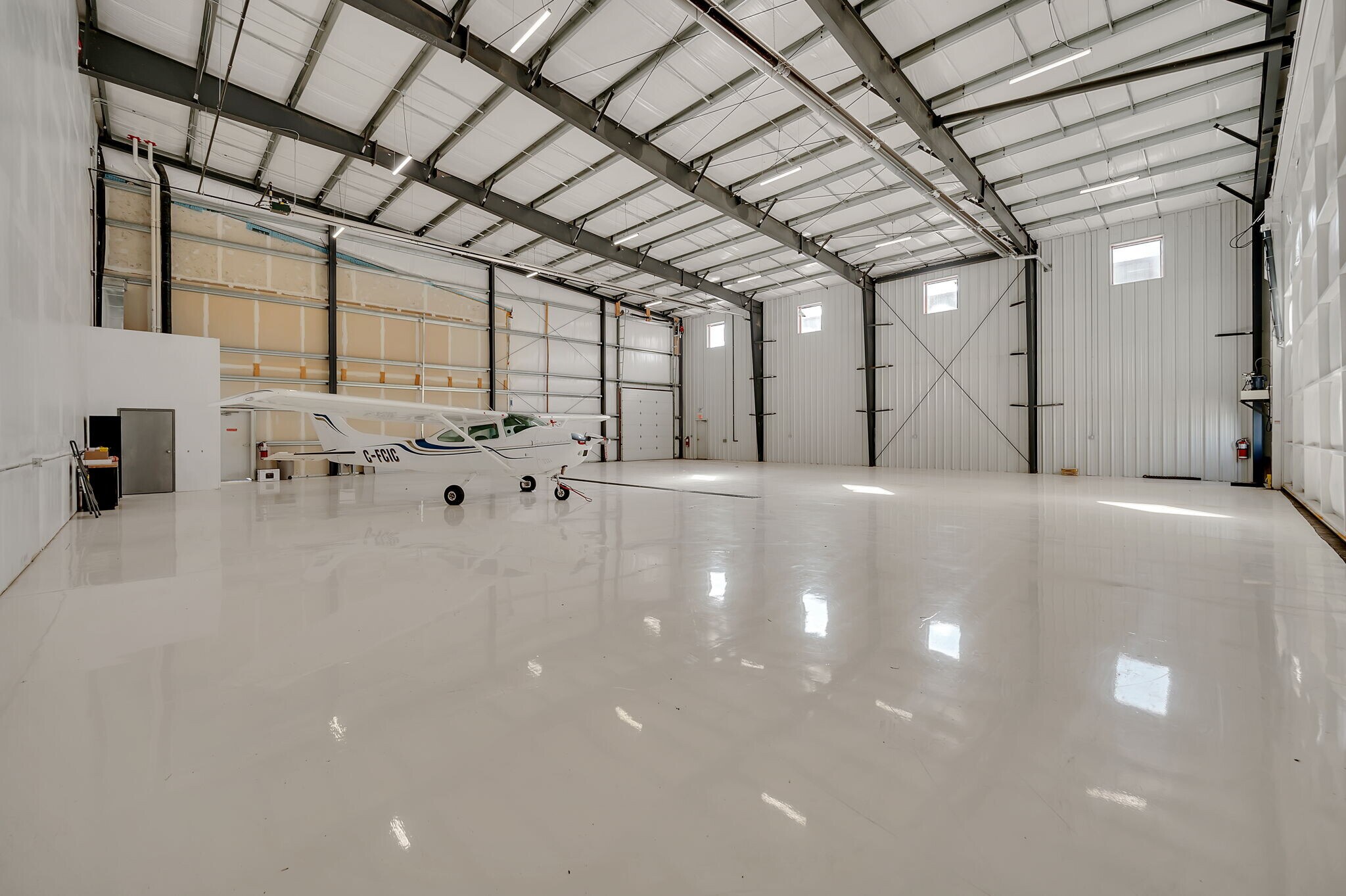 27018 SH 633 Suite 30C, Sturgeon County, AB à vendre Photo principale- Image 1 de 1