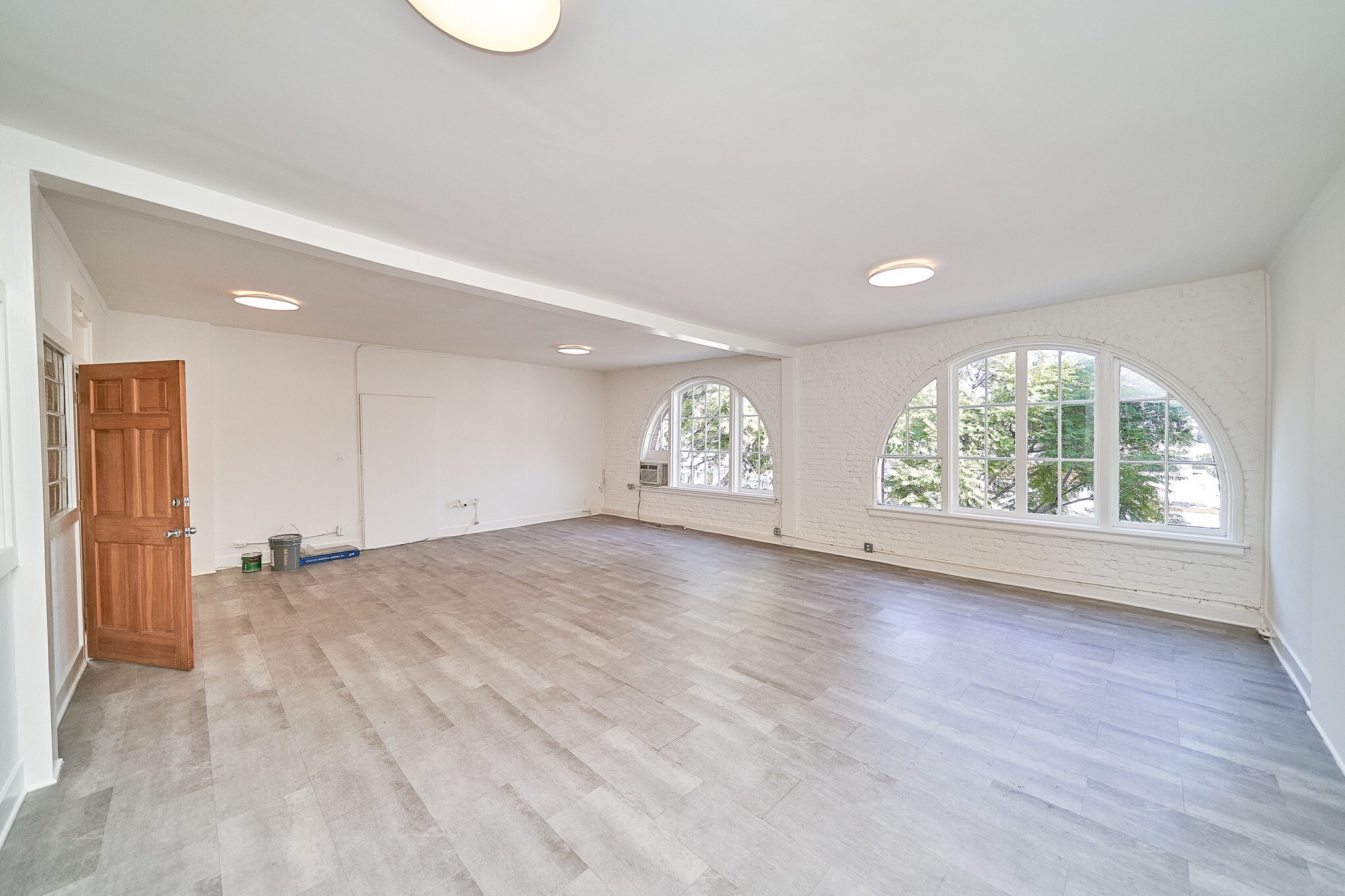 7900 Santa Monica Blvd, West Hollywood, CA à louer Photo intérieure- Image 1 de 4