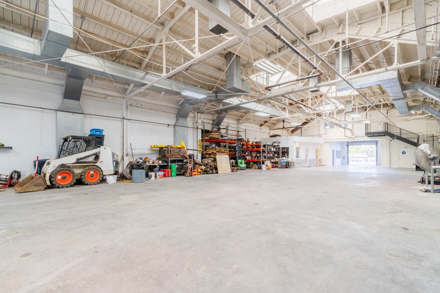 1655-1661 Folsom St, San Francisco, CA for lease - Building Photo - Image 3 of 12