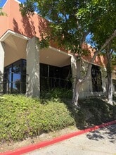 31304-31348 Via Colinas, Westlake Village, CA for lease Interior Photo- Image 2 of 7