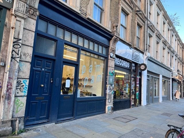 129 Bethnal Green Rd, London for lease - Building Photo - Image 3 of 7