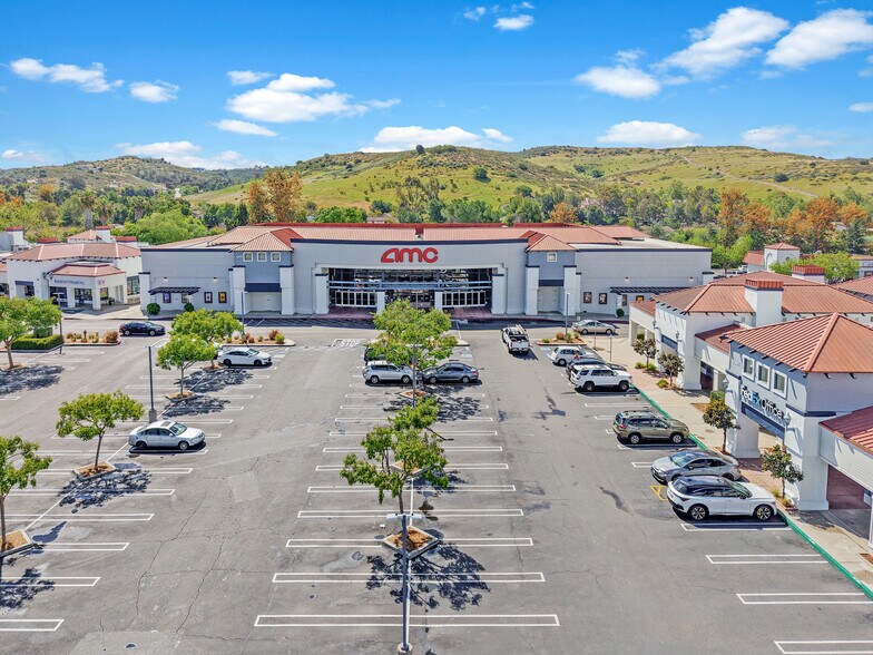 13409-13589 Poway Rd, Poway, CA à louer - Photo du bâtiment - Image 2 de 4