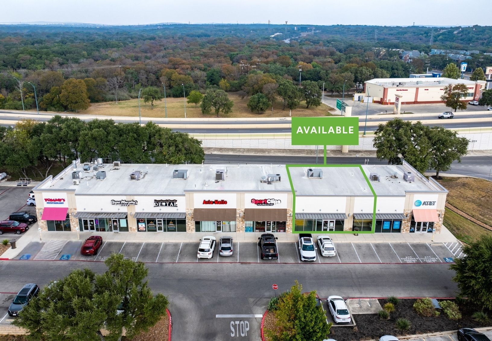 938 Wurzbach Pky, San Antonio, TX à louer Photo principale- Image 1 de 8