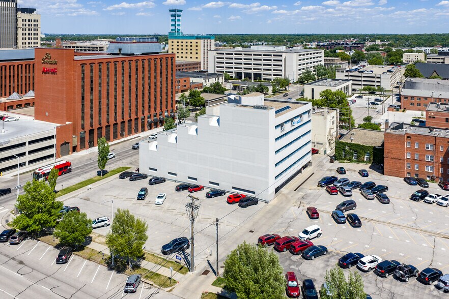 1225 L St, Lincoln, NE for lease - Building Photo - Image 2 of 8