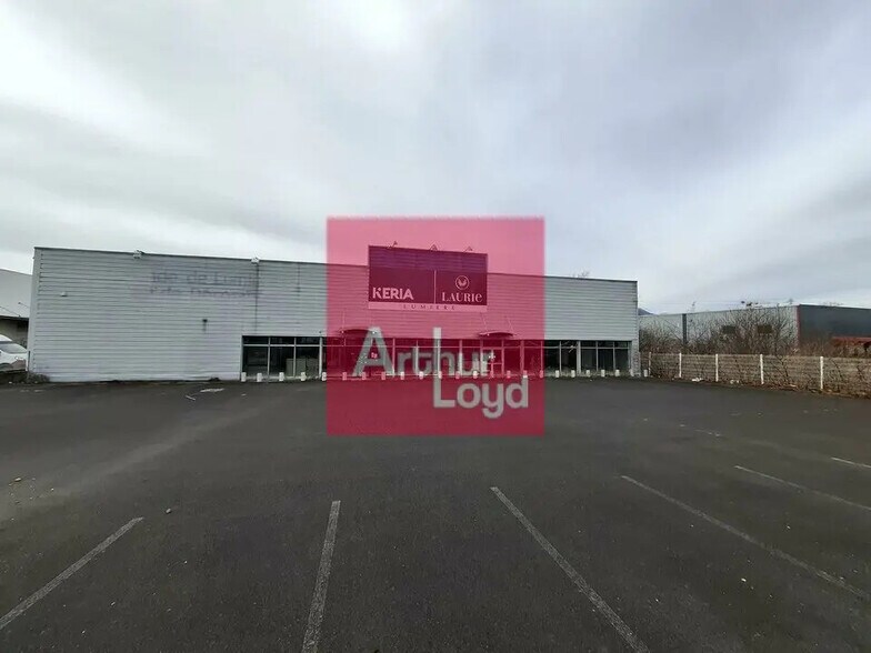 Retail in Aubière for lease - Building Photo - Image 2 of 11