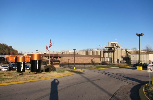 Plus de détails pour 208 Copper Top Ln NE, Cleveland, TN - Bureau, Industriel à louer