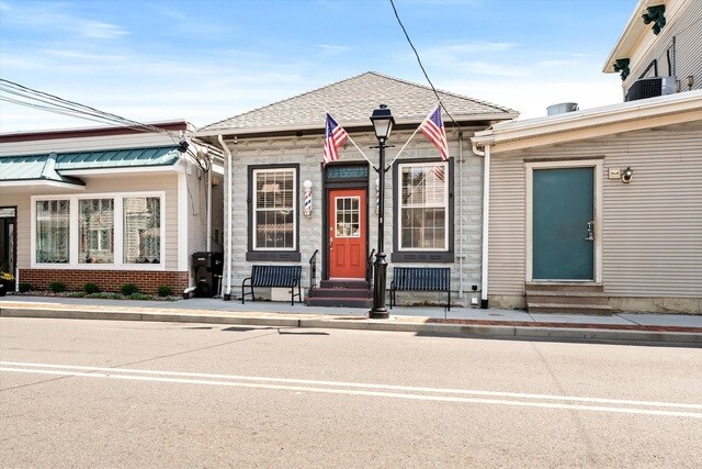 1 Church St, Allentown, NJ à vendre - Photo du bâtiment - Image 2 de 22