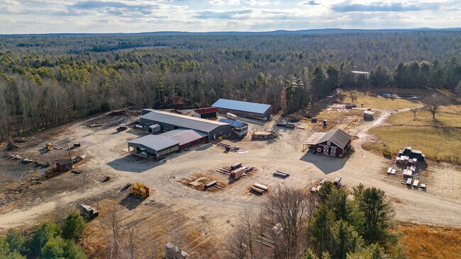 More details for 668 Hollis Rd, Hollis Center, ME - Industrial for Sale
