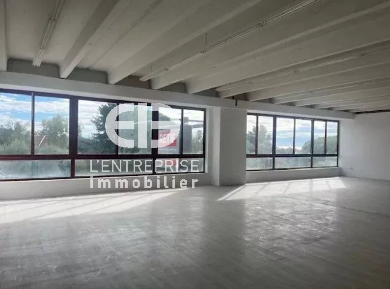 Office in Villeneuve Loubet for lease Interior Photo- Image 1 of 10