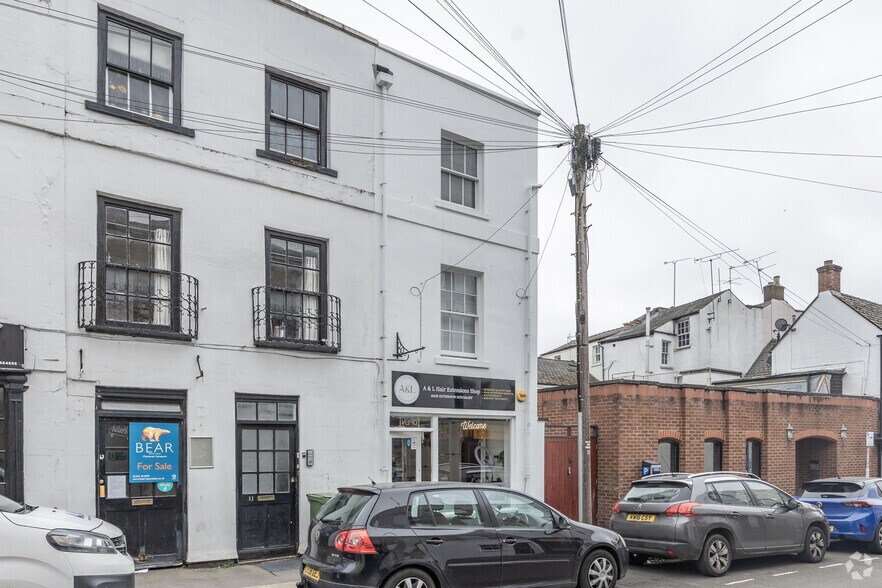 9 Grosvenor St, Cheltenham à louer - Photo du bâtiment - Image 2 de 2
