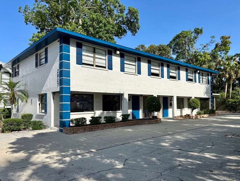 2027 Manatee Ave, Bradenton, FL à louer - Photo du bâtiment - Image 2 de 10