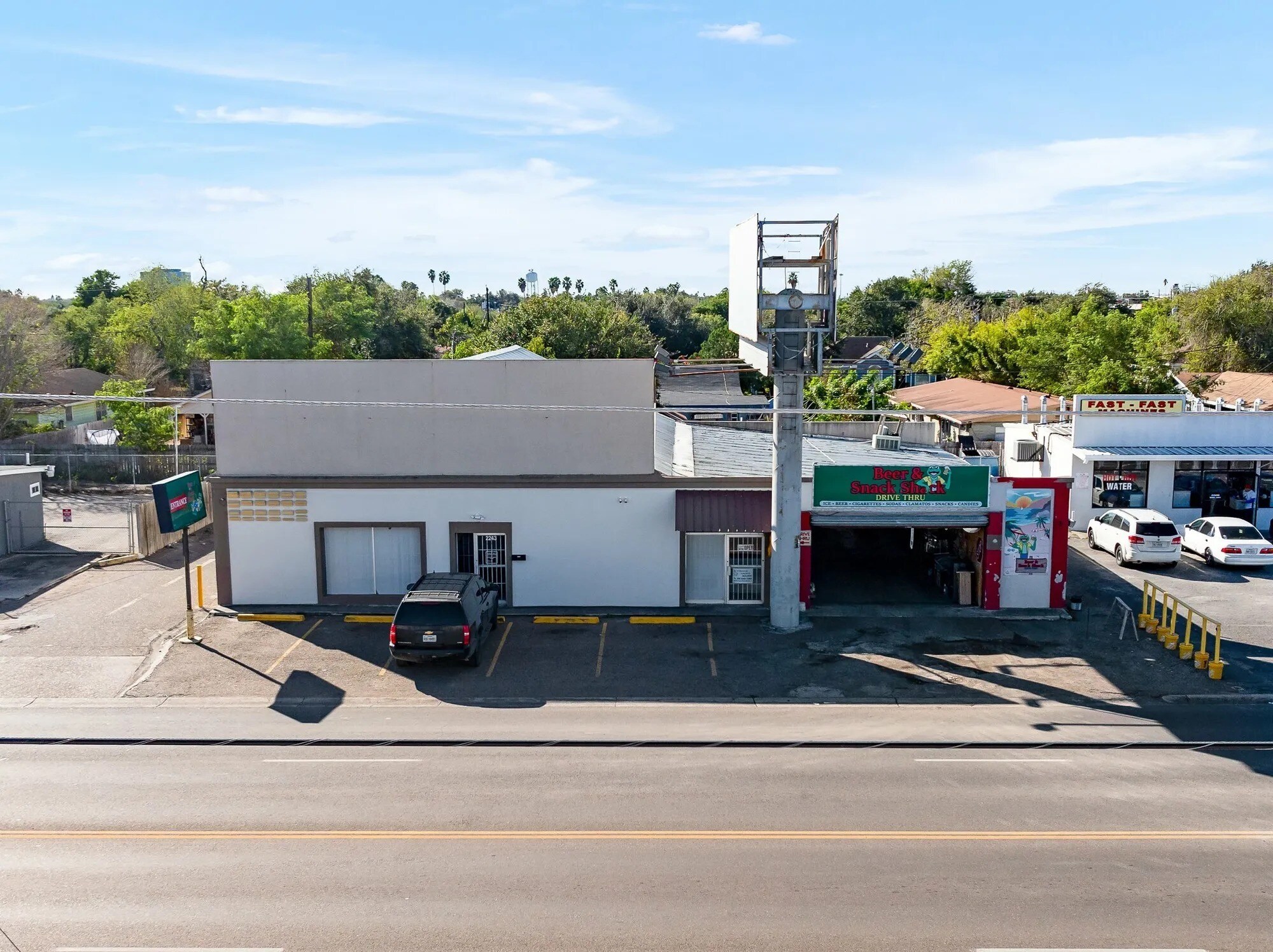 2243 Pecan Blvd, McAllen, TX à vendre Photo principale- Image 1 de 9