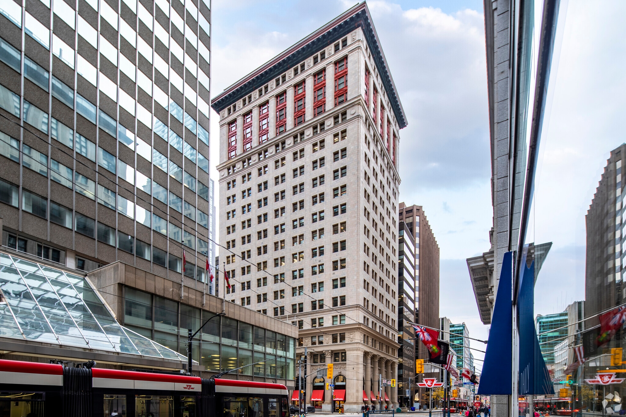 8 King St E, Toronto, ON for lease Building Photo- Image 1 of 7